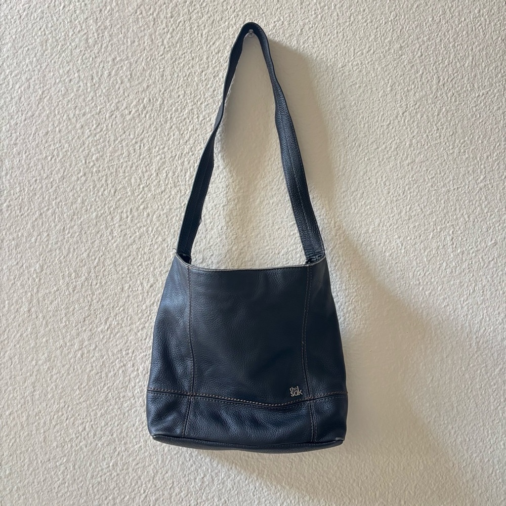 The Sak Leather Hobo Sling Zip Closure